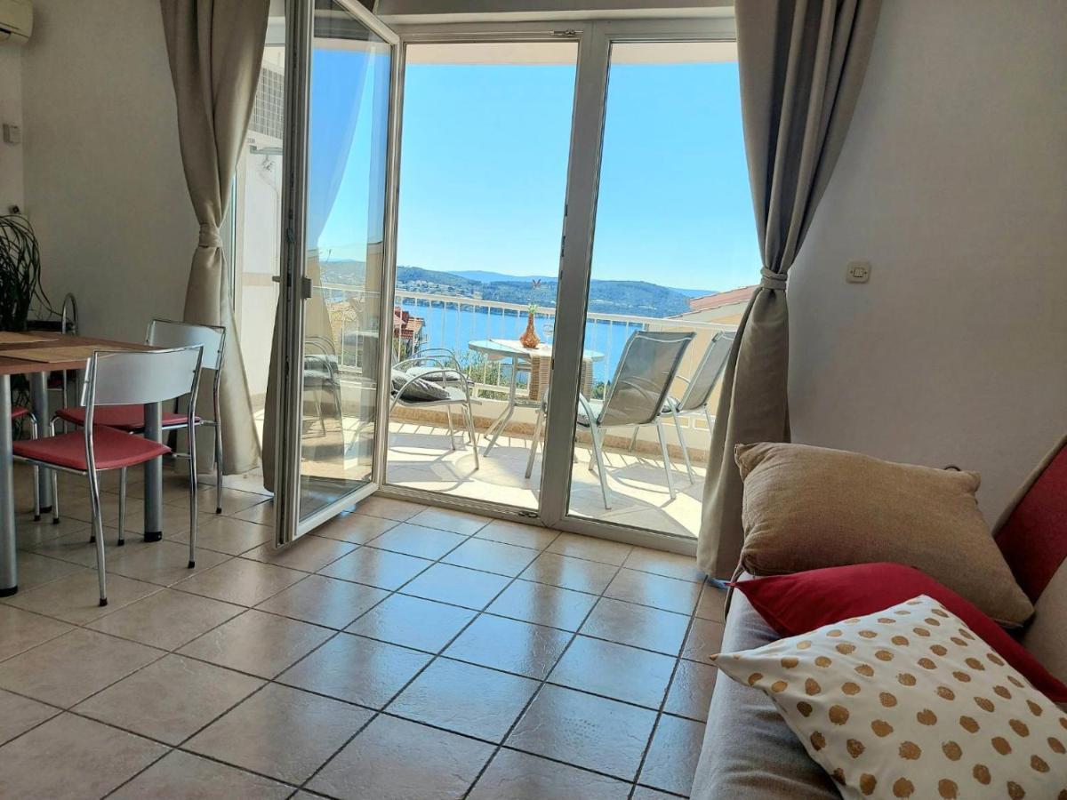 Apartments Jasna Trogir Bagian luar foto