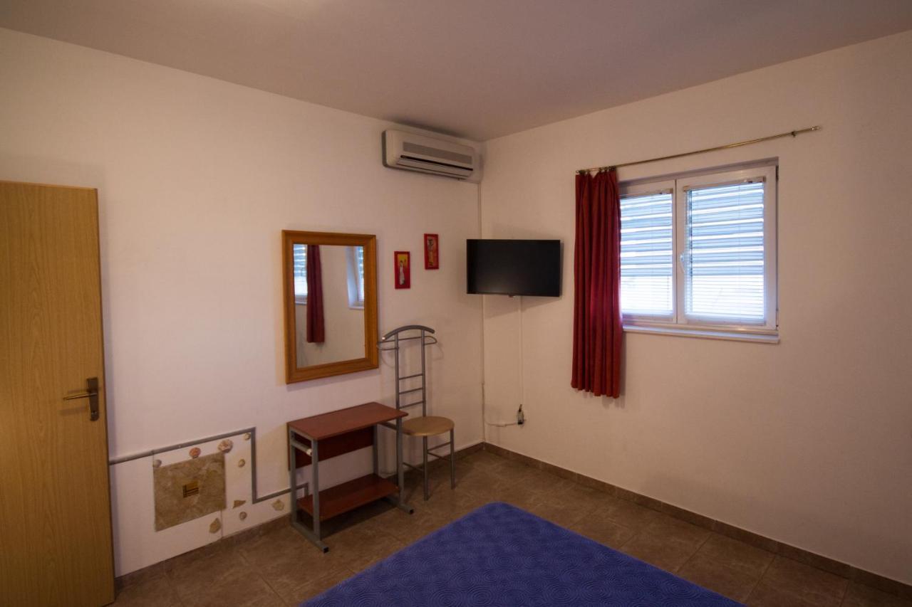 Apartments Jasna Trogir Bagian luar foto