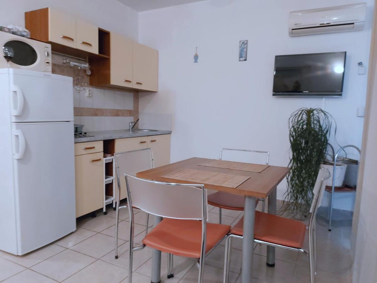 Apartments Jasna Trogir Bagian luar foto