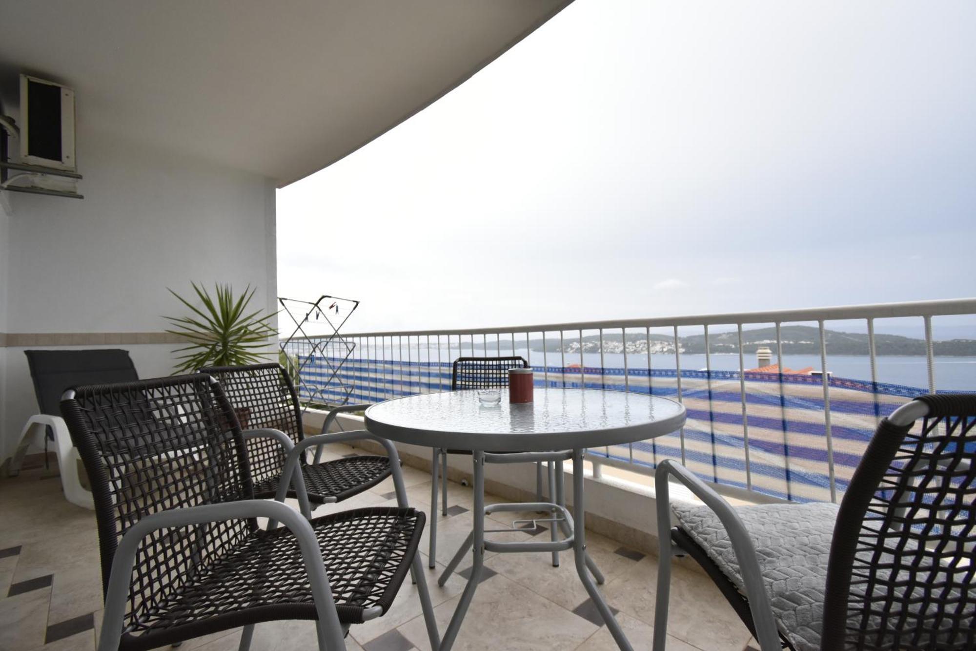 Apartments Jasna Trogir Bagian luar foto
