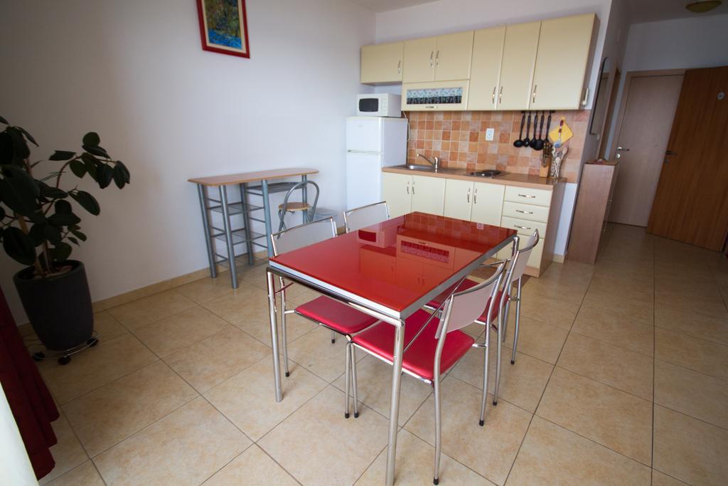 Apartments Jasna Trogir Bagian luar foto
