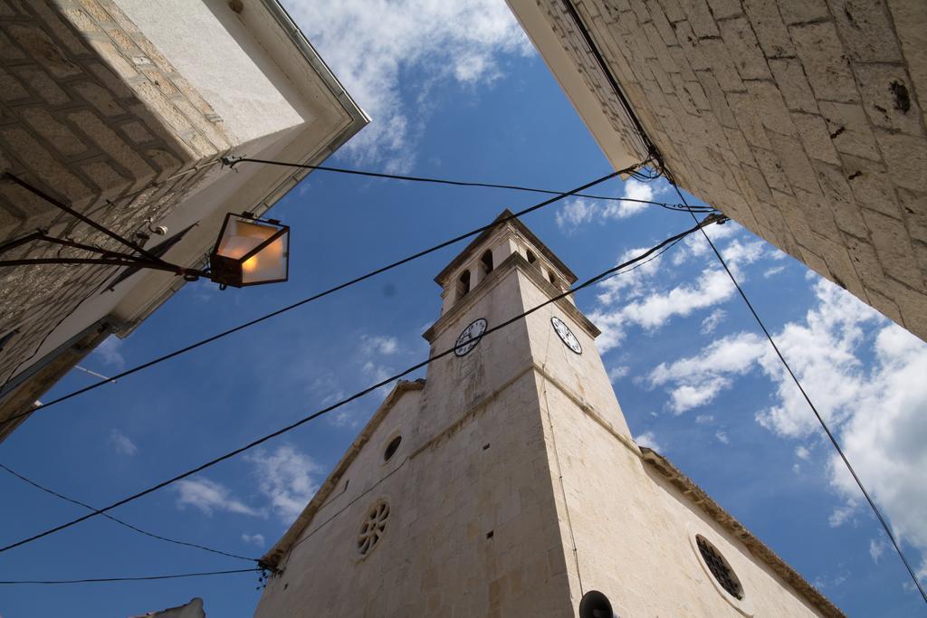 Apartments Jasna Trogir Bagian luar foto